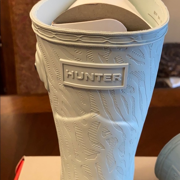 Hunter | Textured Boots - Picture 8 of 9